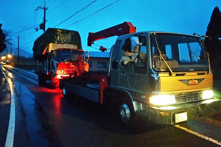 4tクレーン付き積載車